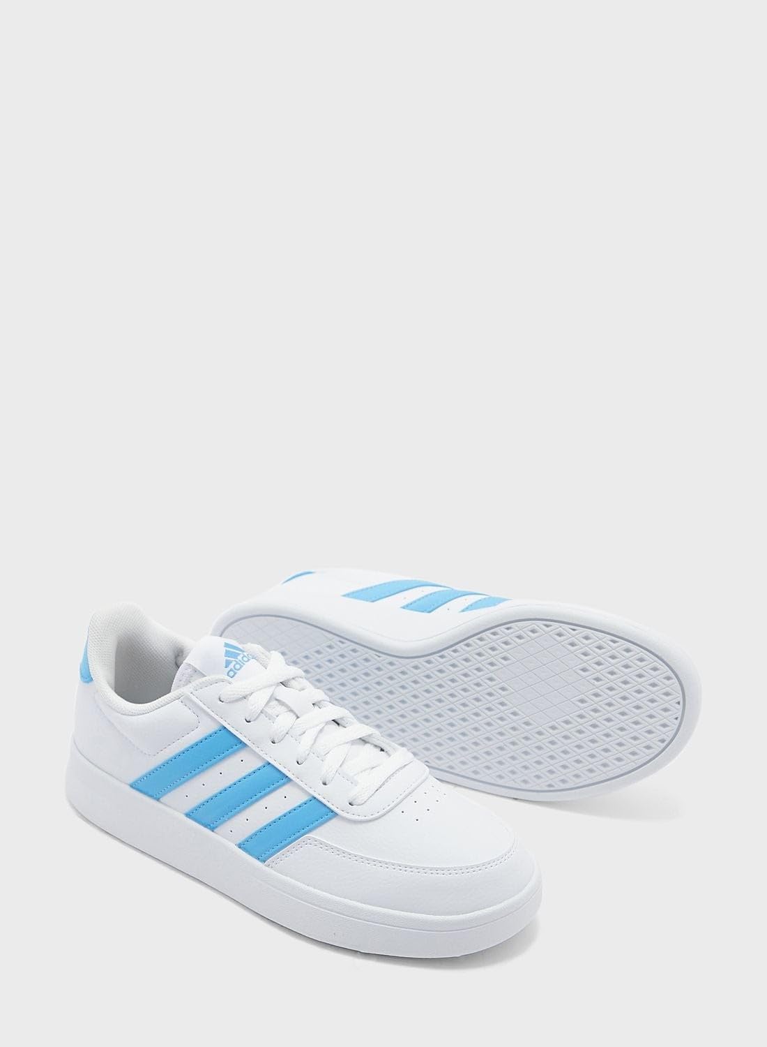 adidas womens Sneaker