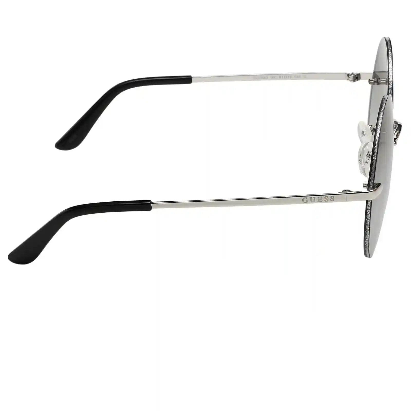 نظارة شمسية من جيس موديل GU764310C بتصميم متعدد الألوان مناسب للرجال والنساء على حد سواء. مصنوعة من خامات عالية الجودة لتوفير راحة أثناء الارتداء وحماية فعّالة من أشعة الشمس