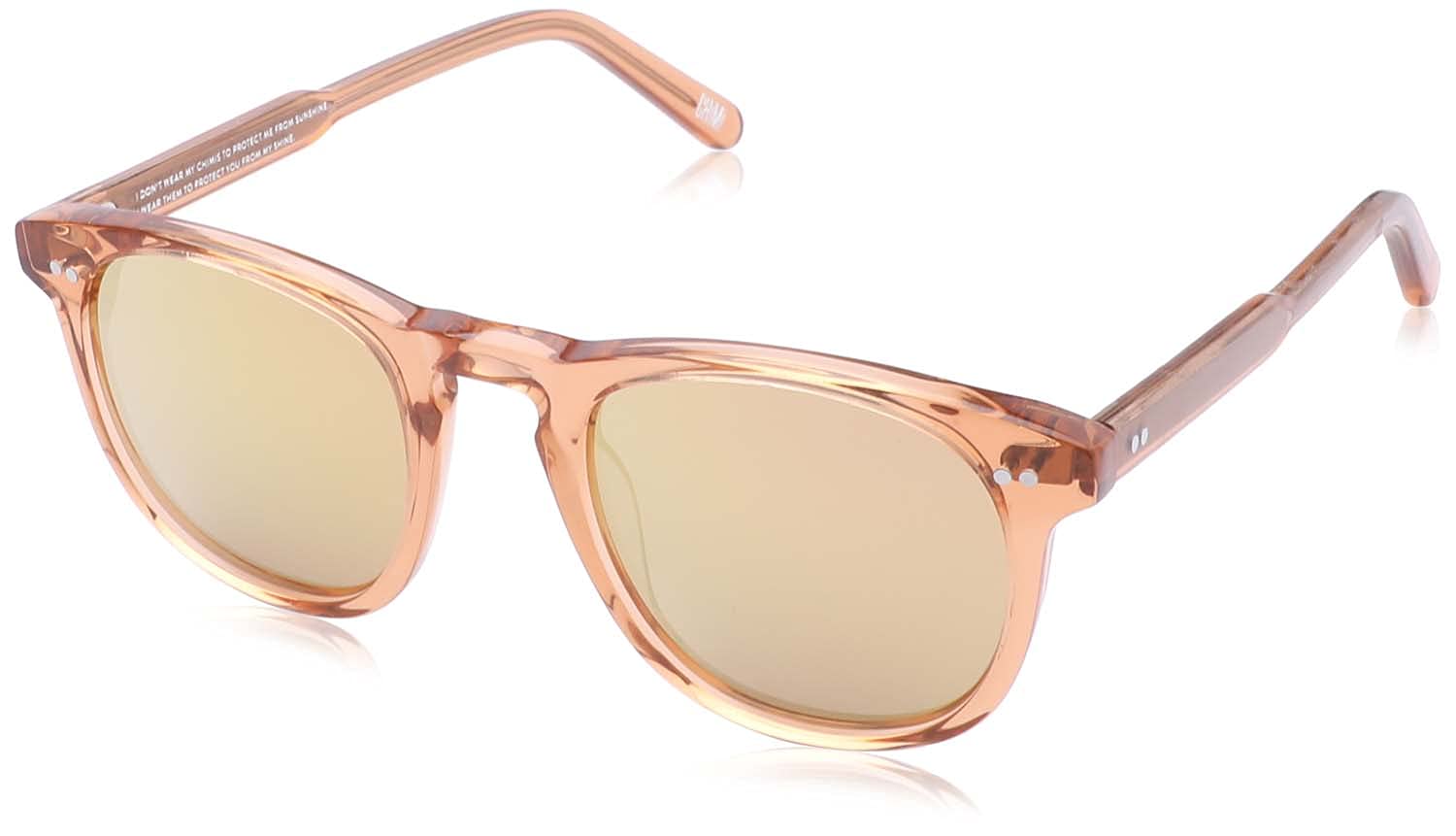 نظارات تشيمي للنساء بتصميم عصري أنيق يجمع بين الأناقة والعملية. صُنعت من إطارات أسيتات عالية الجودة وعدسات تحمي من الأشعة فوق البنفسجية لتوفير المتانة والحماية الكاملة للعينين