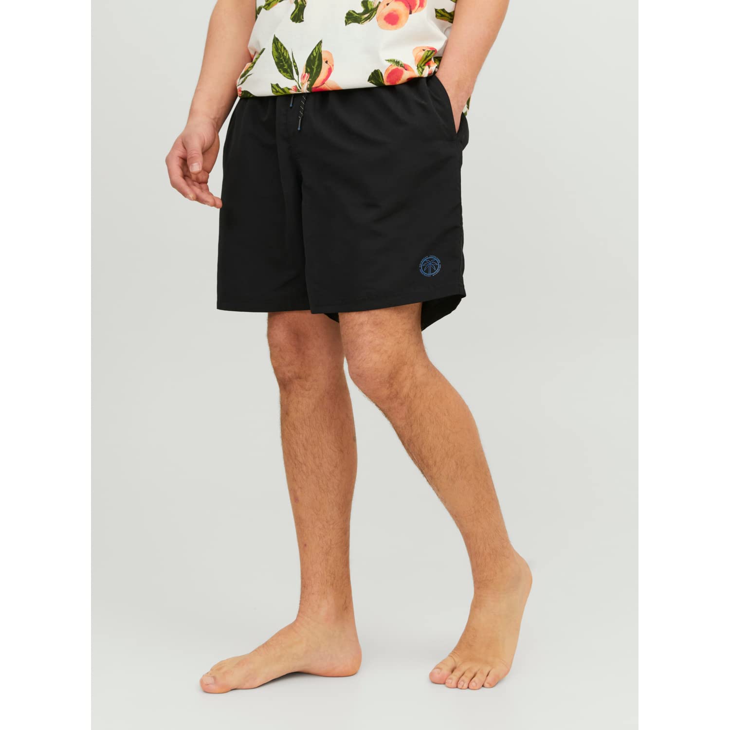 شورت سباحة رجالي فيجي بلس بلون سادة من JACK & JONES
