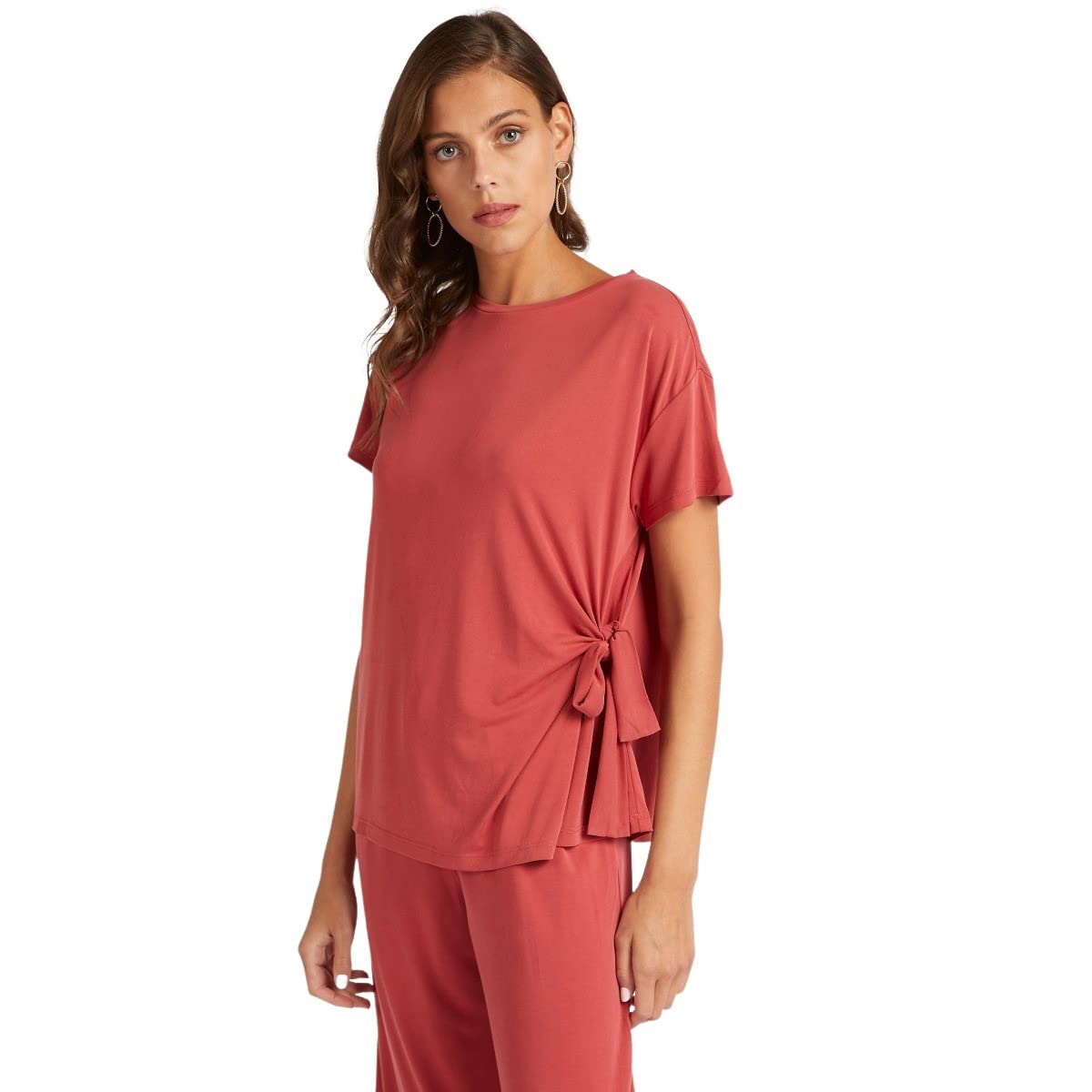 Solid Crew Neck T-shirt with Side Knot Detail
