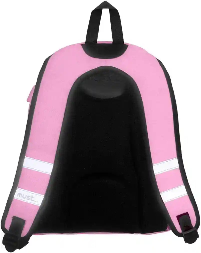 حقيبة الظهر Must للأطفال مصممة لتوفير الراحة والمتانة والعملية. تحتوي على عدة أقسام لتخزين الكتب والأدوات المدرسية والأغراض الشخصية