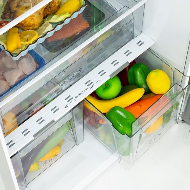 ثلاجة باناسونيك 432 لتر / 15.3 قدم³ بفريزر علوي، بتصميم إنوكس أنيق، تعمل بتقنية الانفرتر لتوفير الطاقة وكفاءة أعلى، مع نظام تبريد محيطي يوزع الهواء بشكل متساوٍ للحفاظ على الطعام طازجًا – الموديل NR-BC573VSEG.