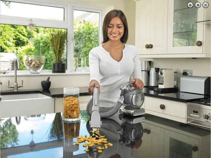 Black & Decker Hand Vacuum Cleaner with Floor Extension Kit, 18V Li-Ion, 25 W, Dark Titanium PD1820LF-GB