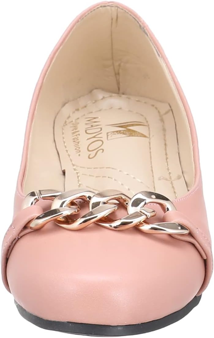 أحذية MADYOS للنساء هي أحذية أنيقة ومريحة مصممة للاستخدام اليومي. تجمع بين المظهر العصري والعملية،