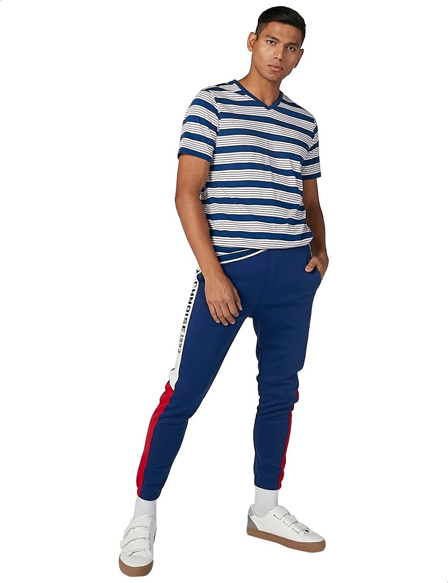 تيشيرت من سبلاش للرجال يتميز بالراحة والأسلوب الكاجوال المناسب للإطلالات اليومية