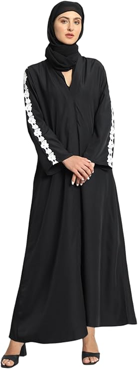 عباية مع حجاب من Styleville.in للنساء هي طقم أنيق ومحتشم مصمم للاستخدام اليومي أو للمناسبات الخاصة. مصنوع من قماش ناعم