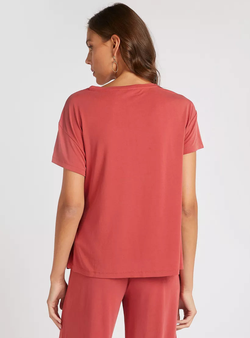 Solid Crew Neck T-shirt with Side Knot Detail