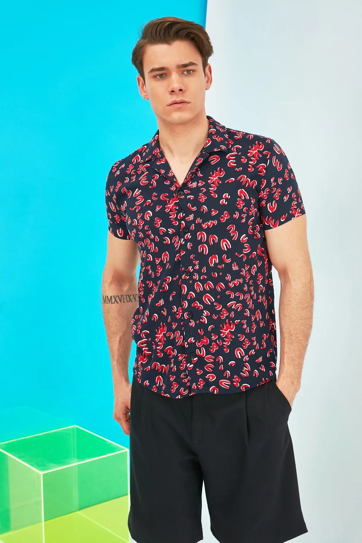 Trendyolmilla Men’s Regular Fit Short Sleeve Shirt with Cuban Collar