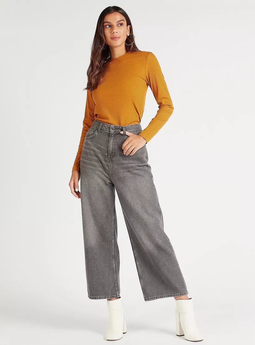 Textured Crew Neck T-shirt with Long Sleeves