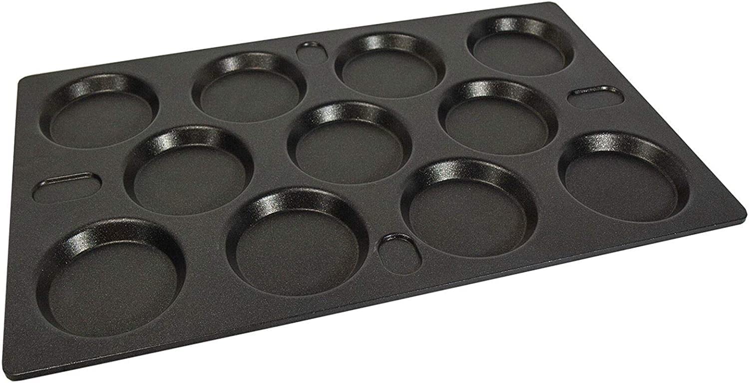 صينية من AMT المكونة من 11 قالب باللون الأسود هي أداة متعددة الاستخدامات في الخَبز لتشكيل المعجنات، 