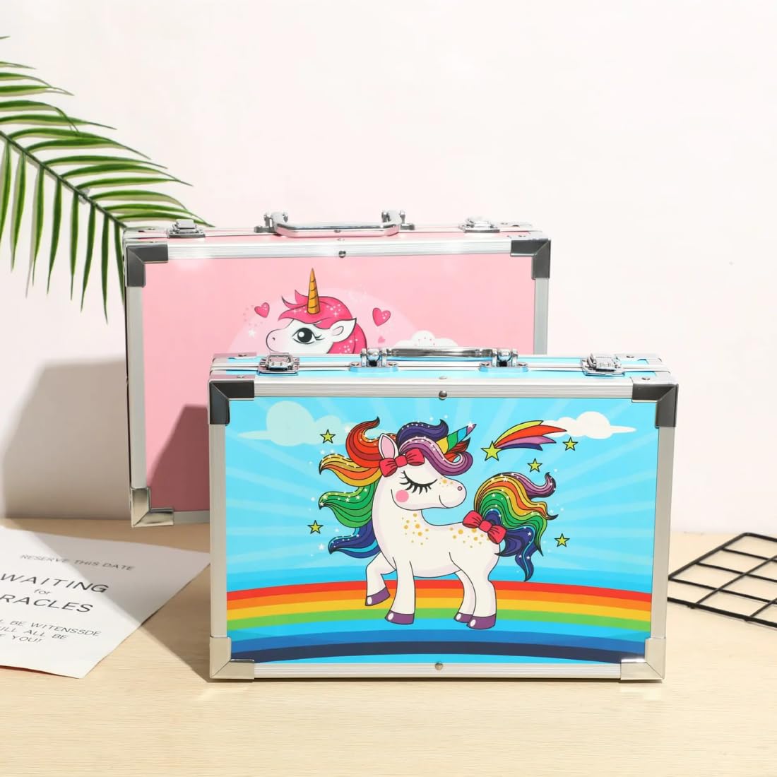 مجموعة أدوات رسم للأطفال – 145 قطعة بطبقتين مع حقيبة ألومنيوم