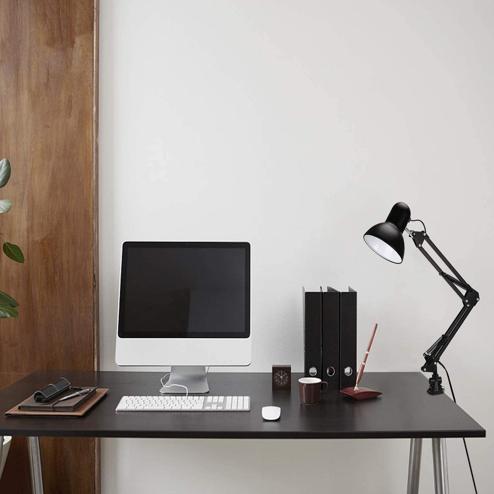 Salvar Adjustable Multi-Joint Desk & Table Lamp