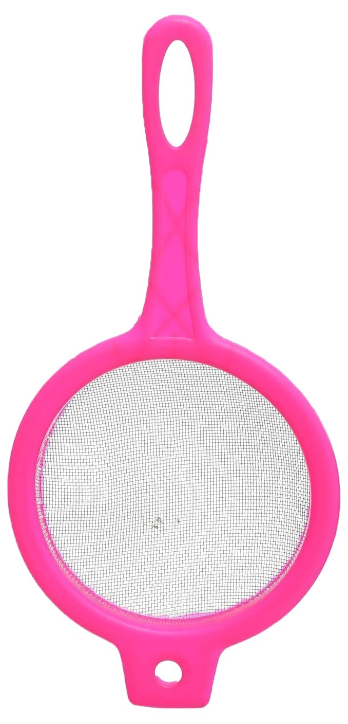 Generic beautifully designed plastic kitchen strainer with a plastic handle, easy to use in the kitchen - Safqqa
