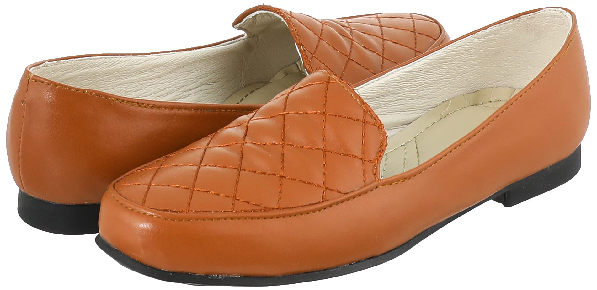 أحذية البرائم للنساء تجمع بين الأناقة والراحة والمتانة. مصممة للمرأة العصرية، توفر تناسباً مثالياً للاستخدام اليومي، النزهات أو المناسبات شبه الرسمية.