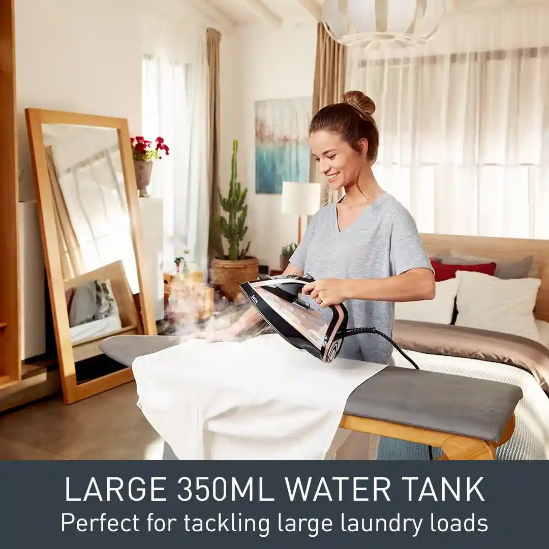 مكواة البخار تيفال  توفر أداءً قويًا وفعالًا مع قوة بخار مثالية. -بوكس تالف ومستعمله 