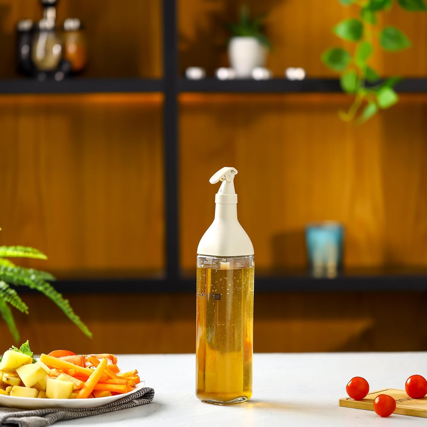 تمتع بتجربة فاخرة في مطبخك مع زجاجة زيت وخل Jumbo بسعة 550 مل من Generic مع غطاء محكم الإغلاق. – Safqqa Egypt