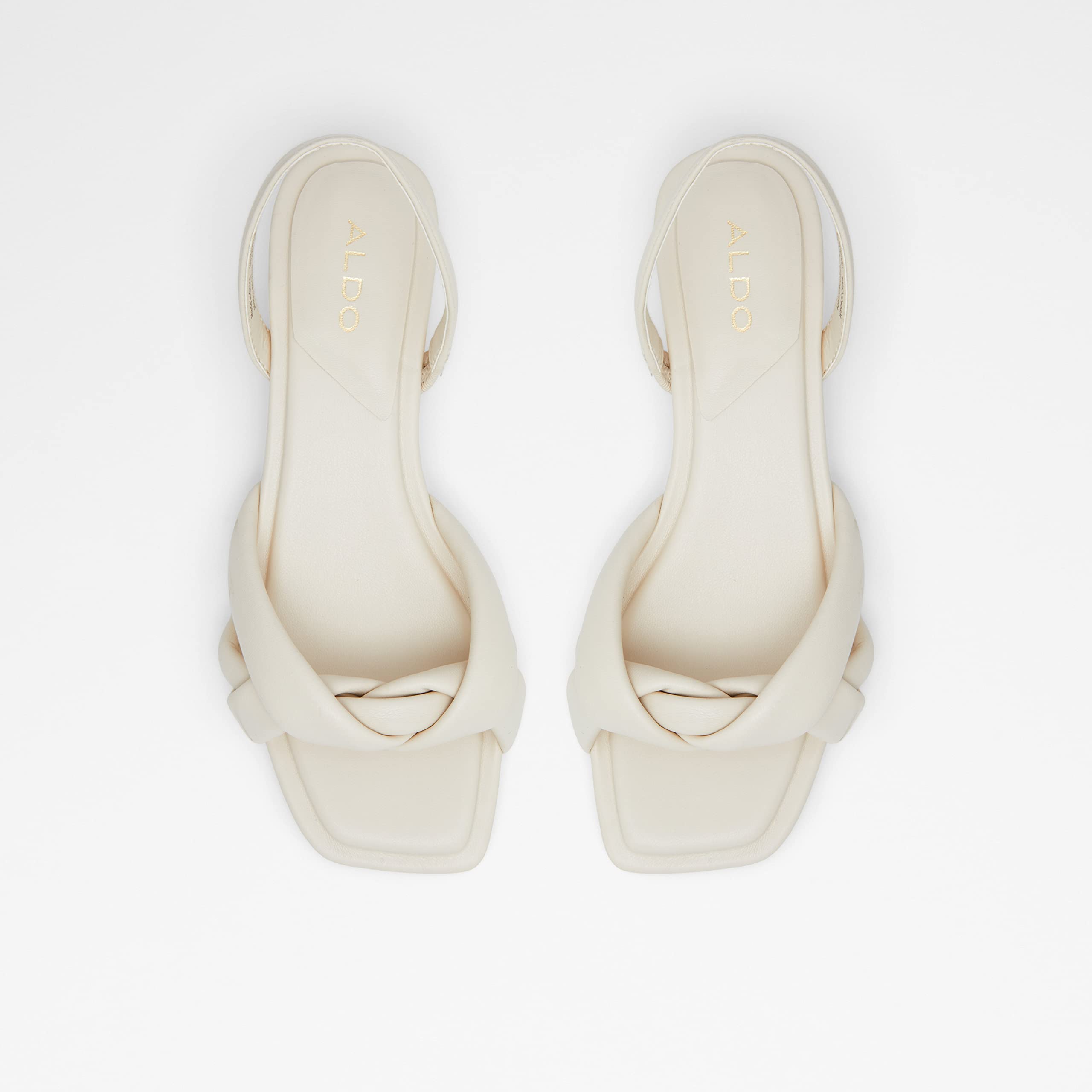 صندل نسائي ألدو هو خيار أنيق ومريح للارتداء اليومي أو المناسبات الخاصة. مصنوع من مواد عالية الجودة لتوفير المتانة والدعم والمظهر الراقي.