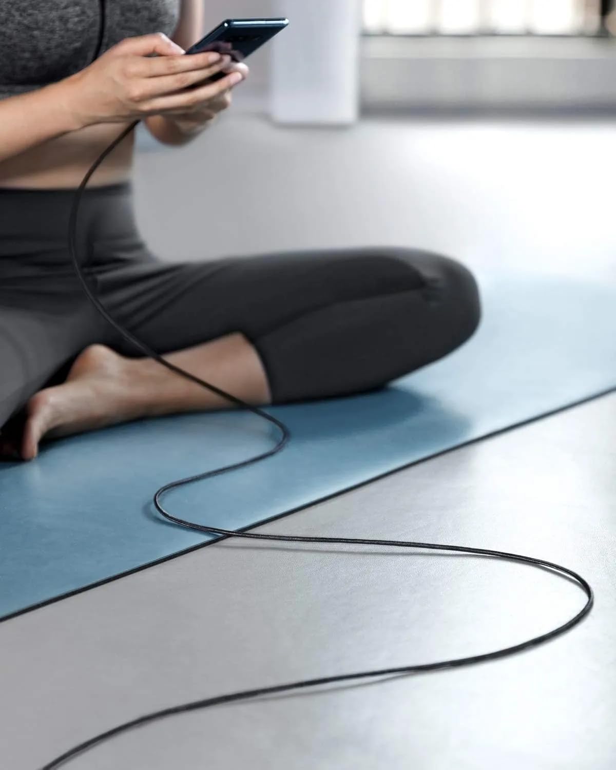كابل أنكر USB-C إلى USB A 2.0 (6ft/1.8m)، عالي المتانة، طويل العمر، قوي، سريع، كابل شحن مضفر من نوع C متوافق مع جميع أجهزة أندرويد سامسونج S24، S23 وآيفون 16 والمزيد - صندوق تالف