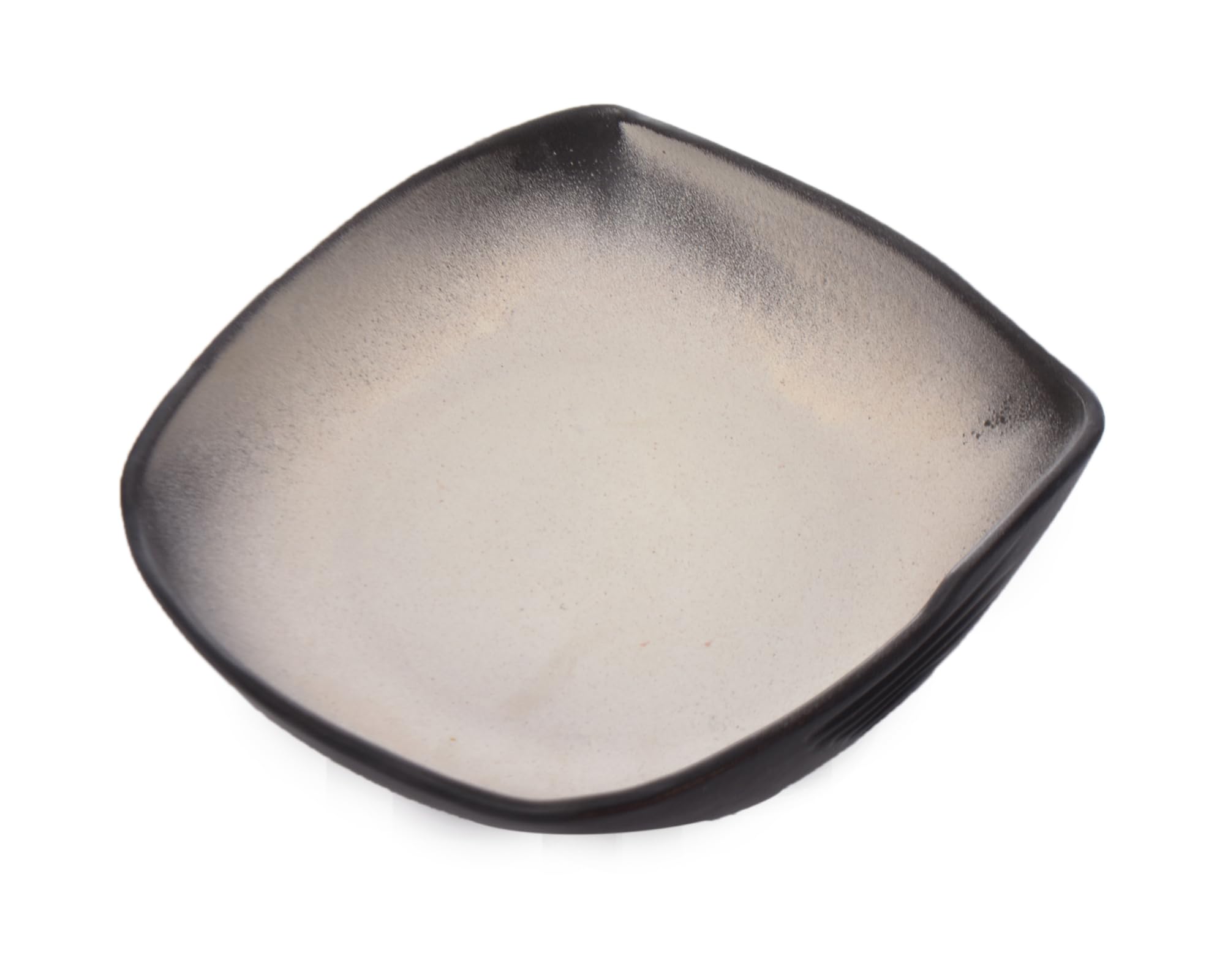 طبق حلوى عميق من AbraCadabra بقطر 22 سم وارتفاع 5 سم يتميز بتصميم أنيق وعملي مثالي لتقديم الحلويات أو الفواكه أو الوجبات الخفيفة. مصنوع من مواد عالية الجودة-بدون بوكس