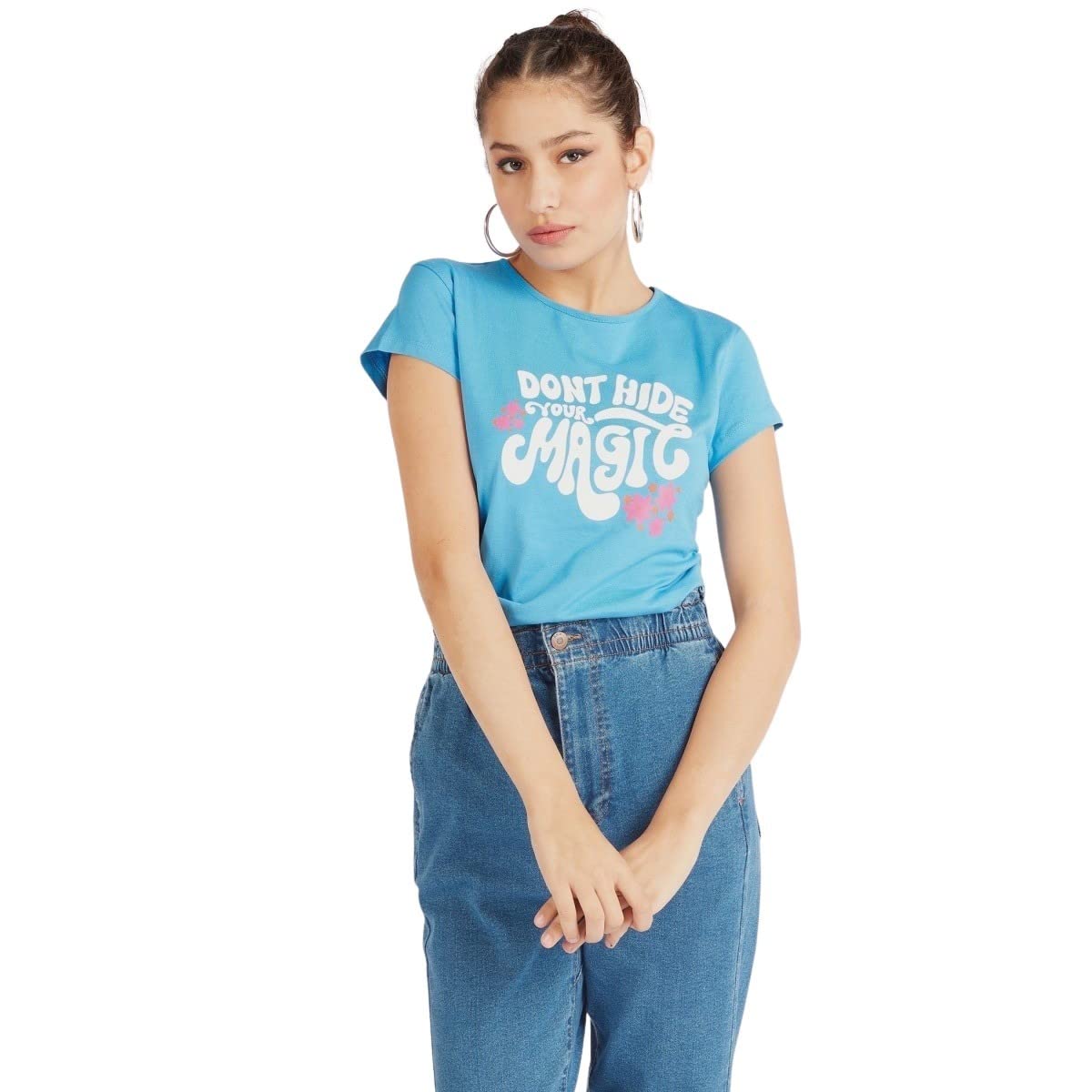 Splash Printed T-Shirt For Women,Classic crew neckline for versatile styling.