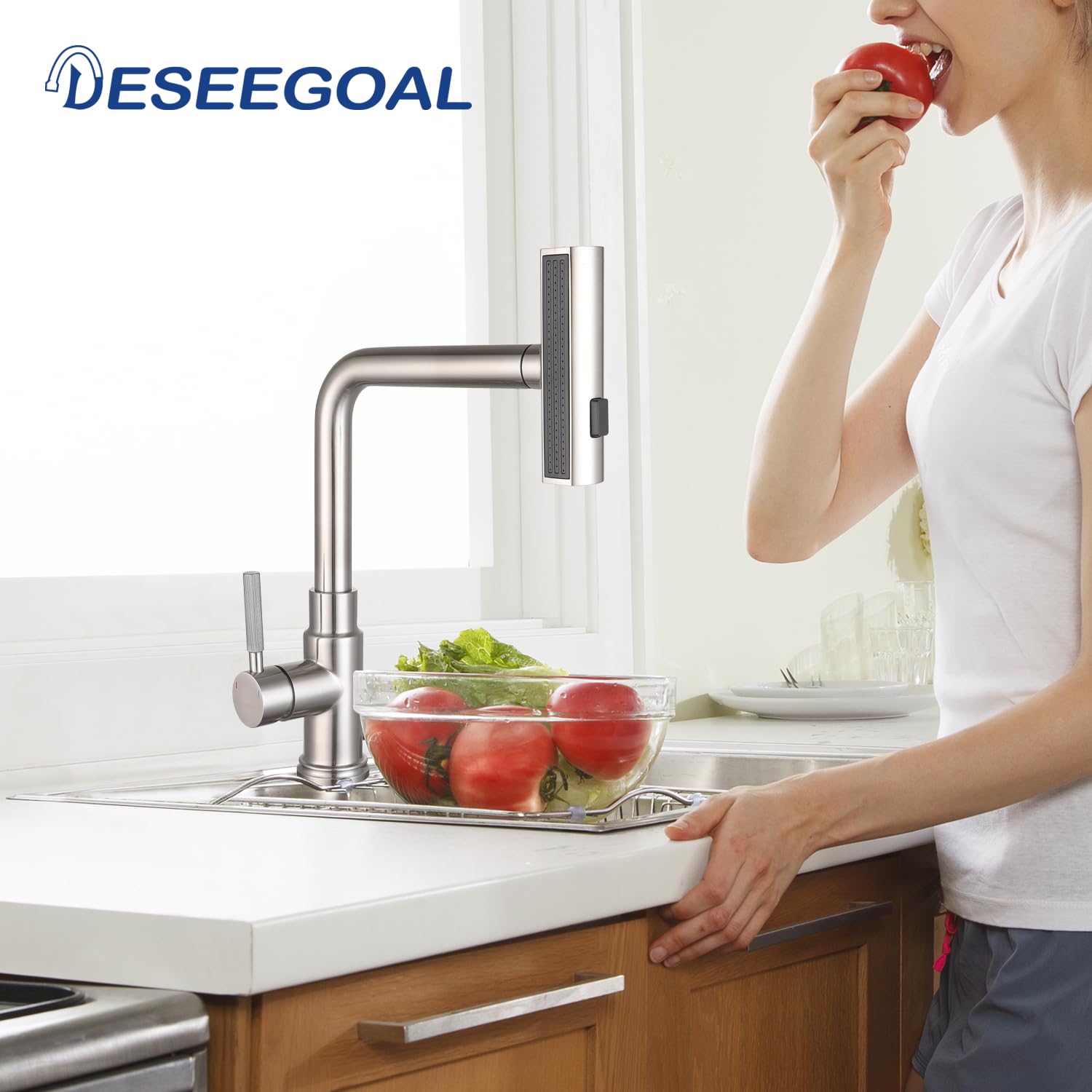 Deseegoal Head Switch Kitchen Faucets with Pull Down Sprayer, Three Function Sprayer Single Handle Sink Faucet 1 or 3 Hole Installation, 360°Rotatable Kitchen Sink Faucet