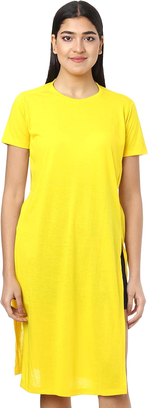 توب Jamila النسائي الطويل بأكمام قصيرة وياقة دائرية وشقوق جانبية مصنوع من القطن ليجمع بين الراحة والأناقة والمتانة. – Safqqa Egypt