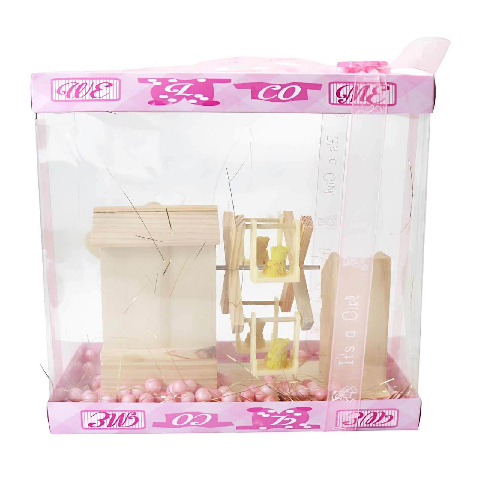 طقم هدية “ولكم بيبي” بشكل مزرعة مع صوت للبنات – باللون الوردي. يتميز هذا الطقم الرائع بلعبة على شكل مزرعة تصدر أصواتًا لطيفة تُسلي الطفل وتمنحه الراحة والهدوء