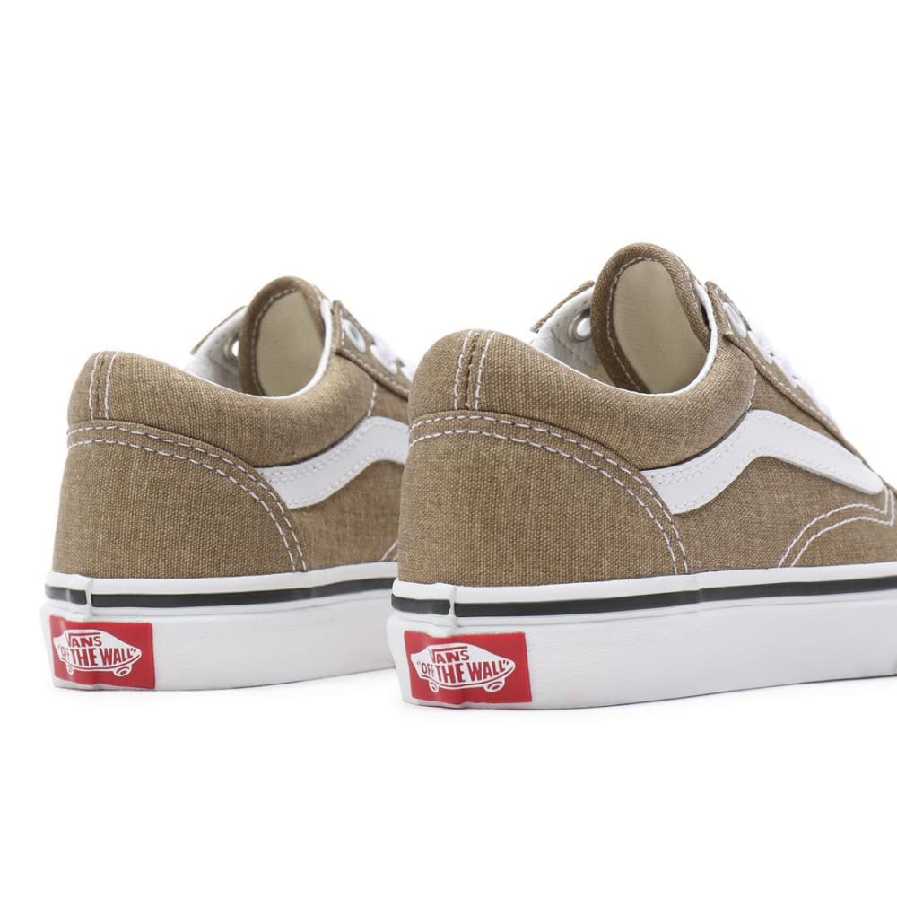 Vans Old Skool Shoe For Boys,Iconic and versatile wardrobe essential.