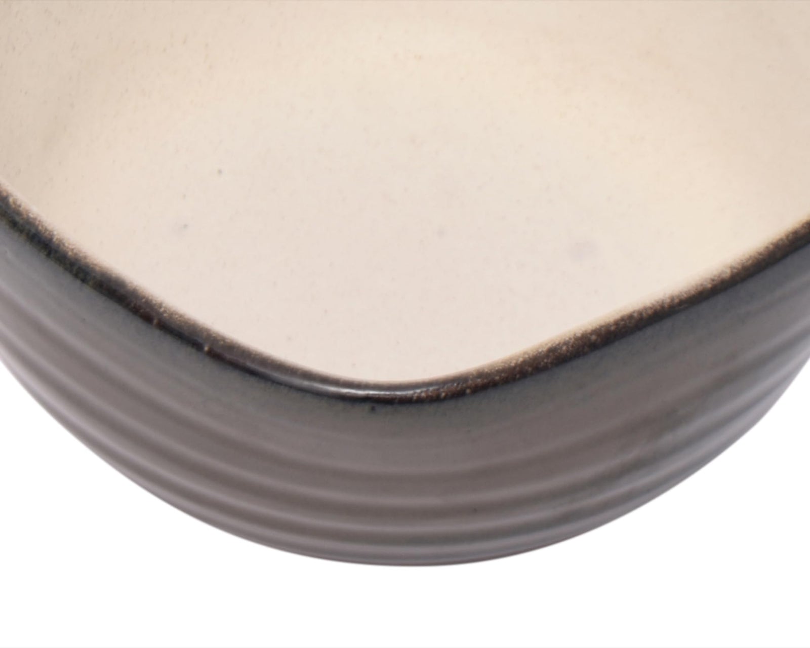 وعاء أبركادابرا من الحجر الرملي بتصميم جالاكسي، مقاس 20 سم يجمع بين الأناقة والعملية بتصميم فني مستوحى من المجرات. مصنوع من حجر رملي عالي الجودة يمنحه مظهراً فاخراً-بدون بوكس