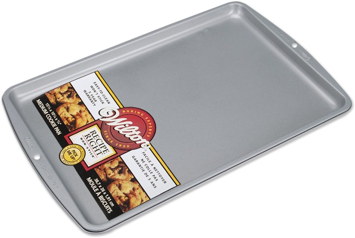 Wilton Recipe Right Medium Cookie Pan