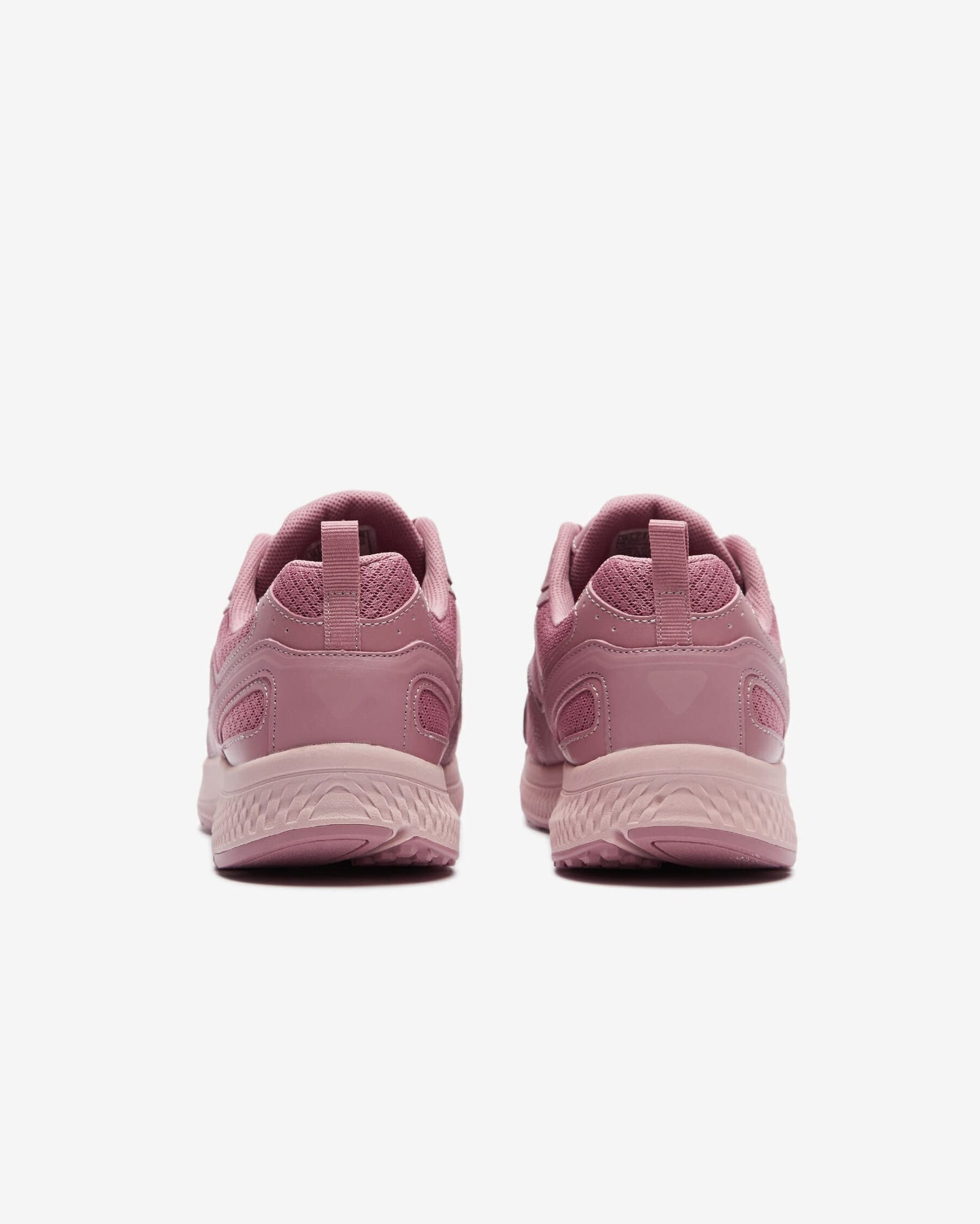 حذاء نسائي أنيق من سكيتشرز