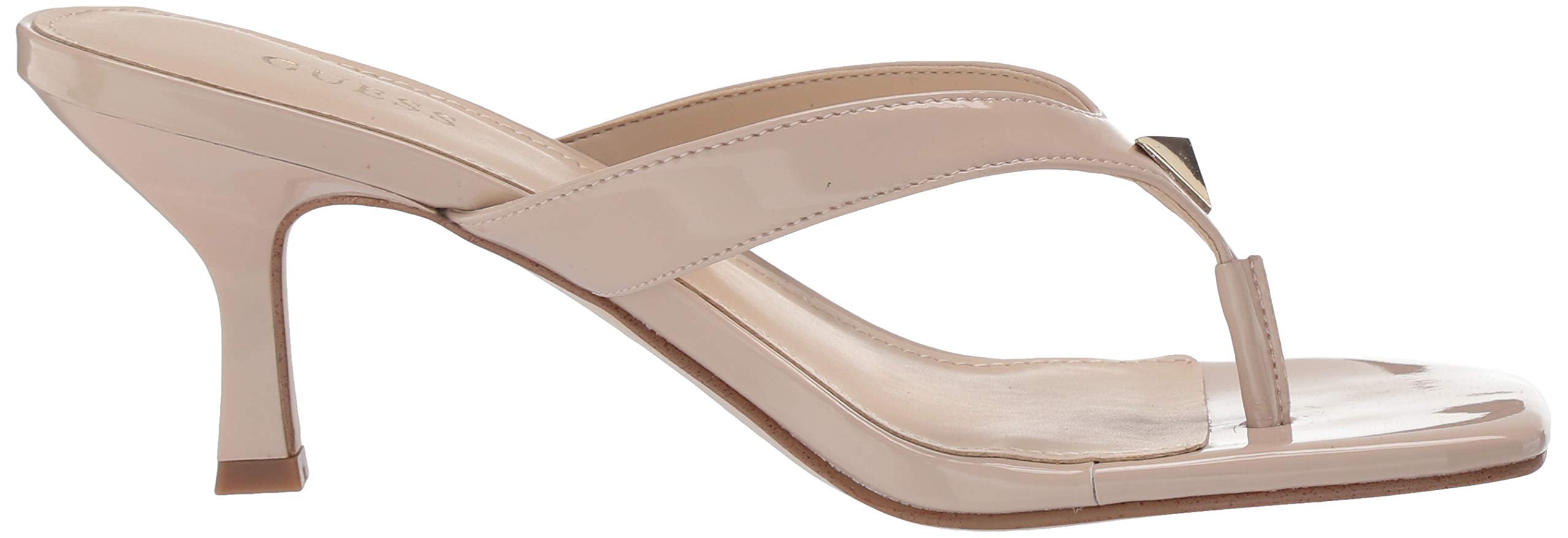 صندل غيس للنساء يجمع بين الأناقة والراحة والتصميم العصري. مصنوع من خامات عالية الجودة لضمان ملاءمة مريحة وإضافة لمسة أنيقة لإطلالتك