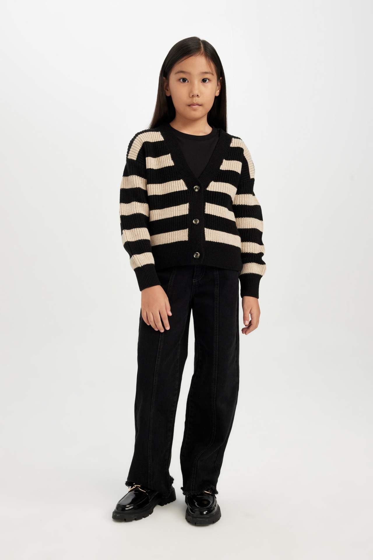 DeFacto Pullover For Girls Soft, warm material for comfort in cooler weather