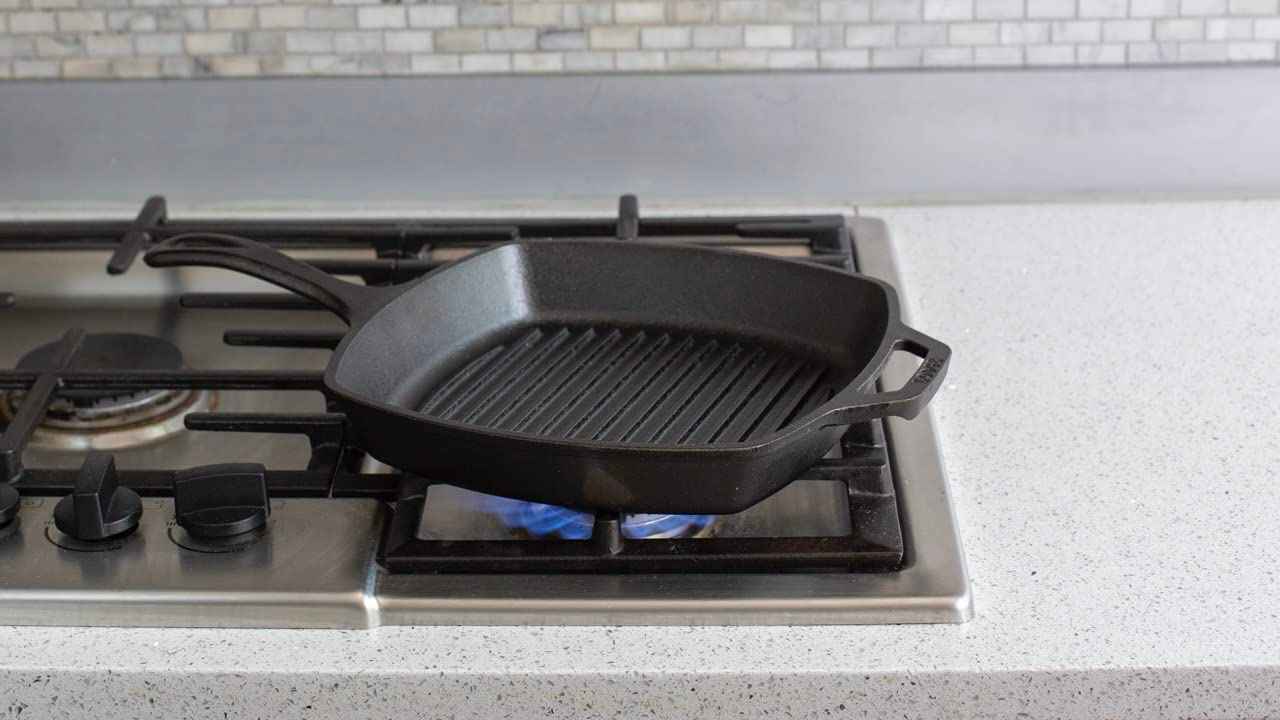 Logic Pre-Seasoned Cast Iron Grill Pan – 10.5 Inch