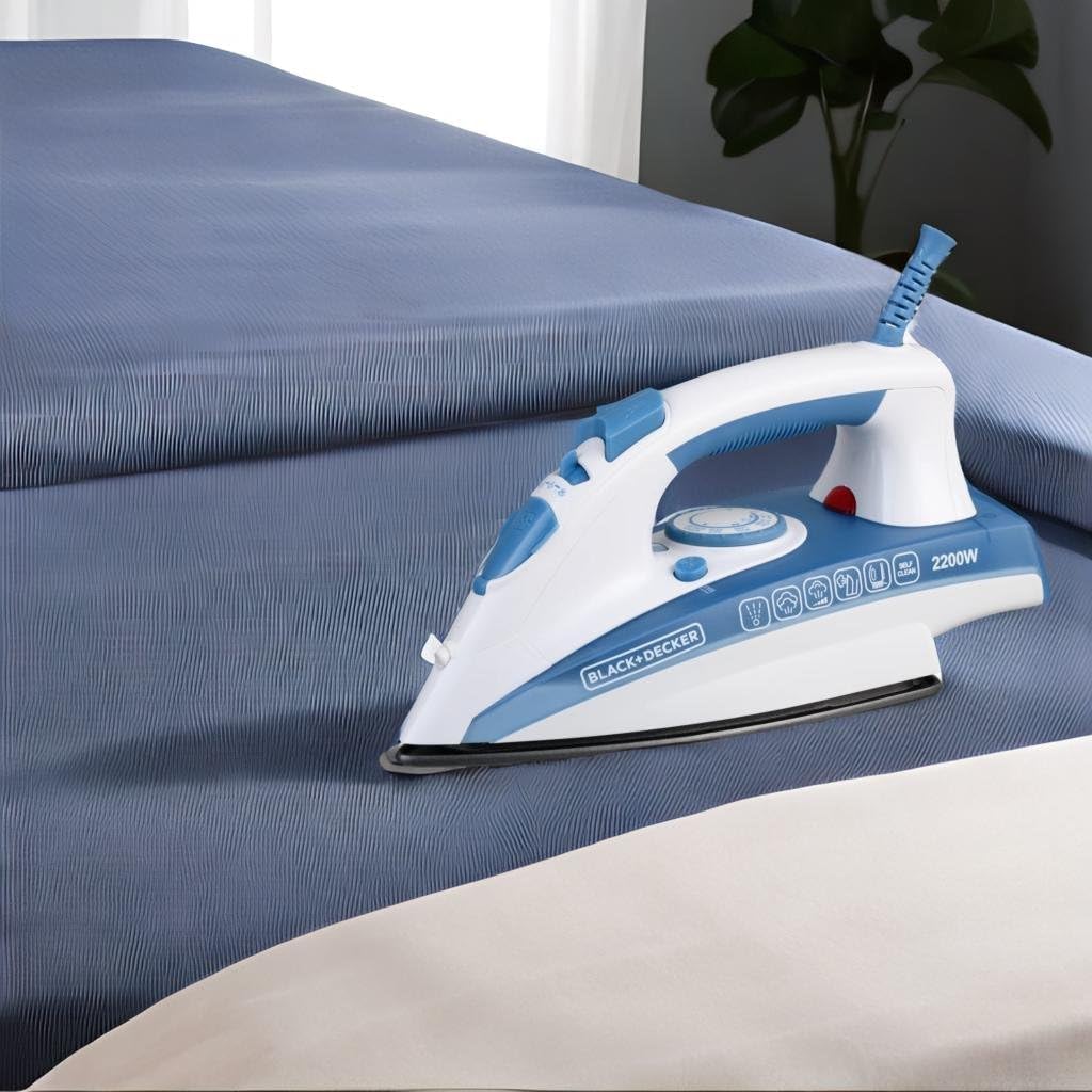 Black & Decker Steam Iron 2200W X2000 Multi Color – Safqqa Egypt
