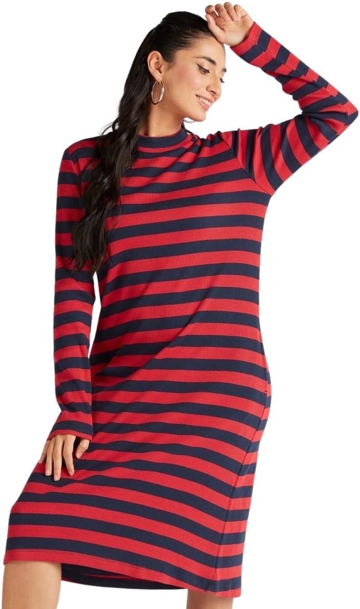 فستان من سبلاش للنساء هو فستان أنيق ومتعدد الاستخدامات صُمّم ليُضيف لمسة عصرية لخزانة ملابسك اليومية والمناسبات