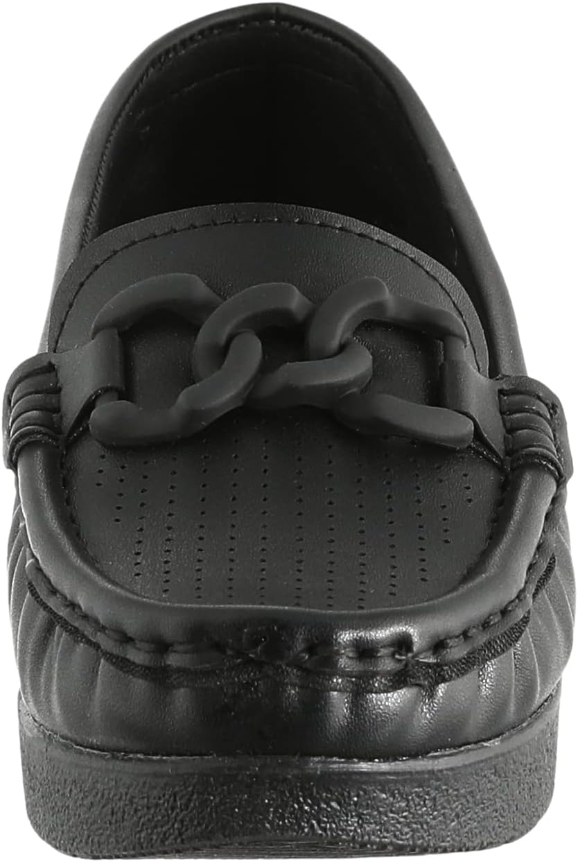 أحذية البرائم للنساء تجمع بين الراحة والأناقة والجودة. مثالية للاستخدام اليومي