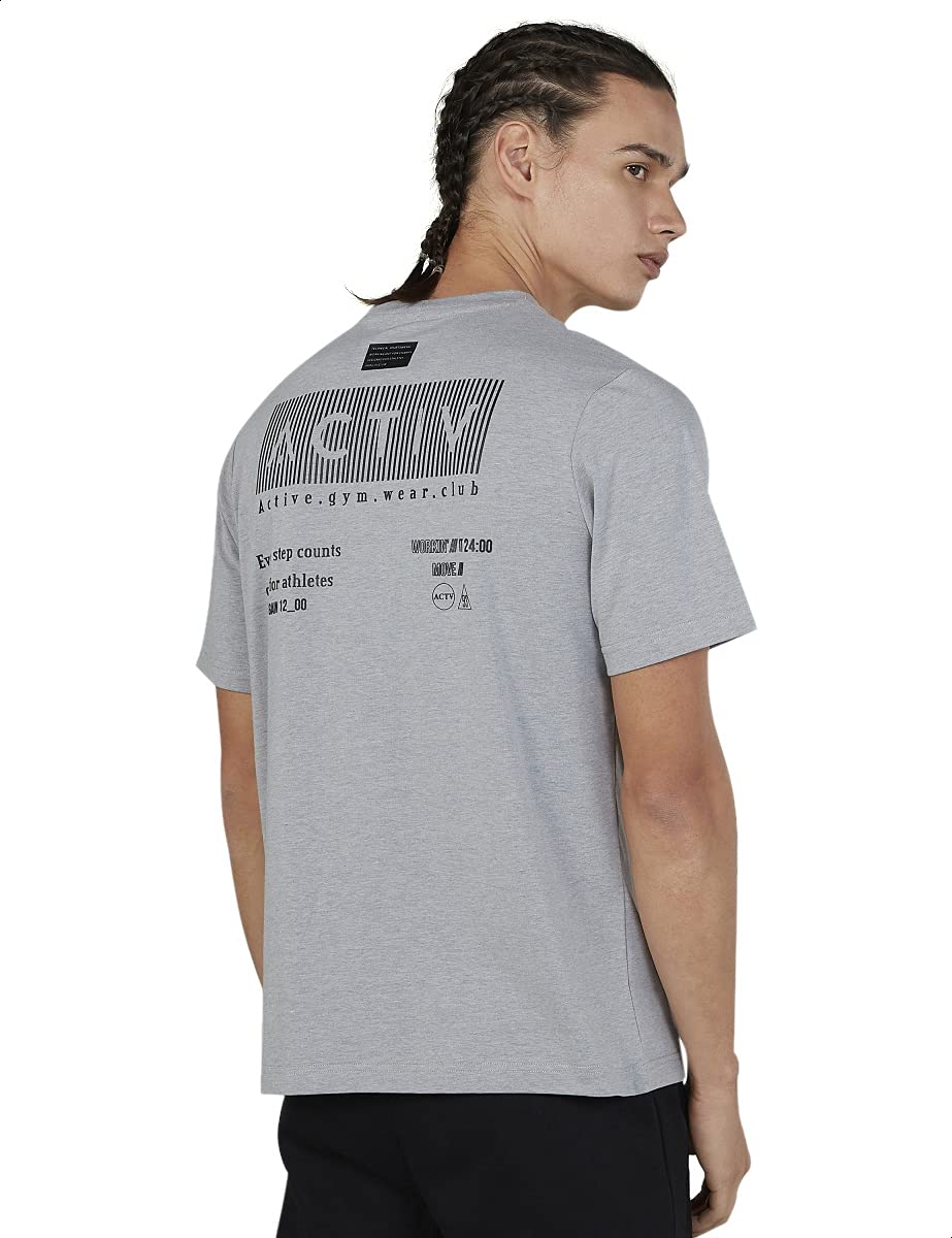 تي‑شيرت Splash Active Basic بقبة دائرية قصيرة الأكمام للرجال هو قطعة أساسية في خزانة الملابس تجمع بين البساطة والراحة والمرونة للاستخدام اليومي. 