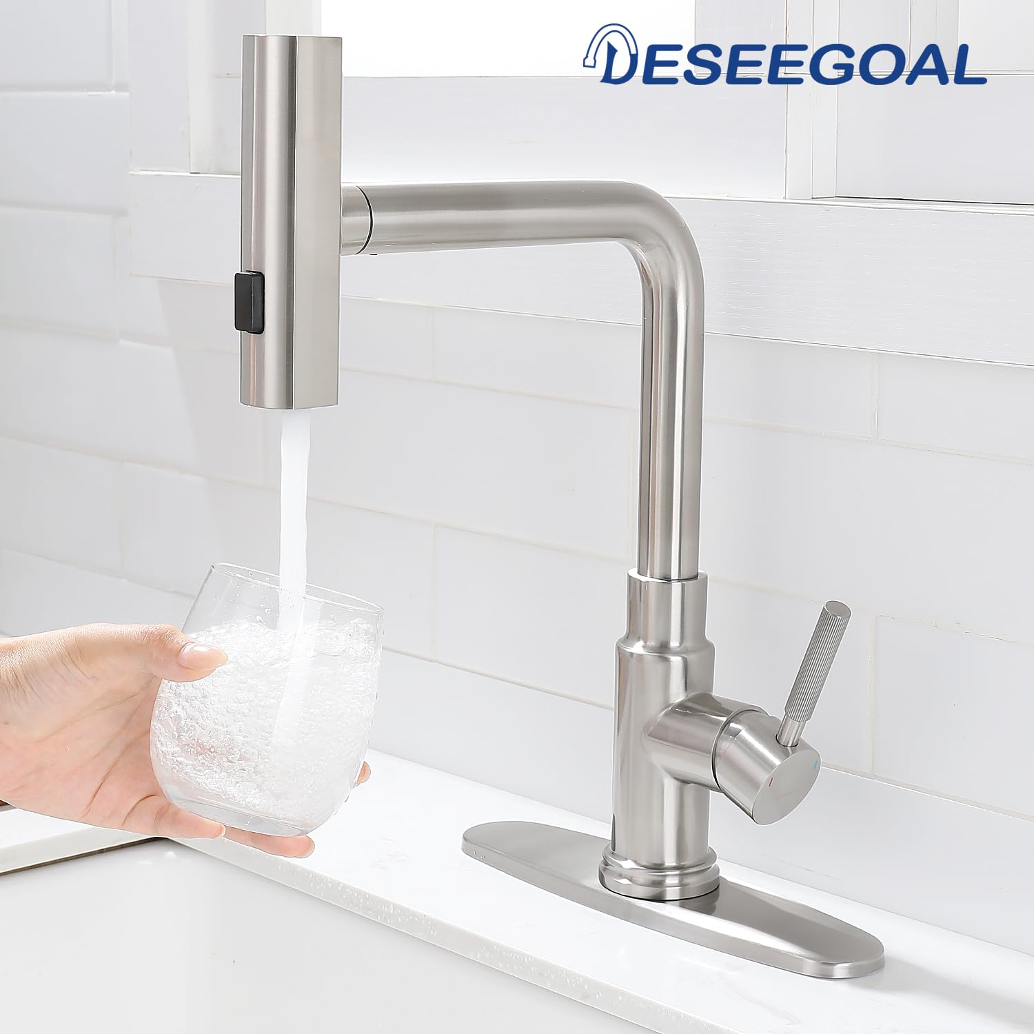 Deseegoal Head Switch Kitchen Faucets with Pull Down Sprayer, Three Function Sprayer Single Handle Sink Faucet 1 or 3 Hole Installation, 360°Rotatable Kitchen Sink Faucet