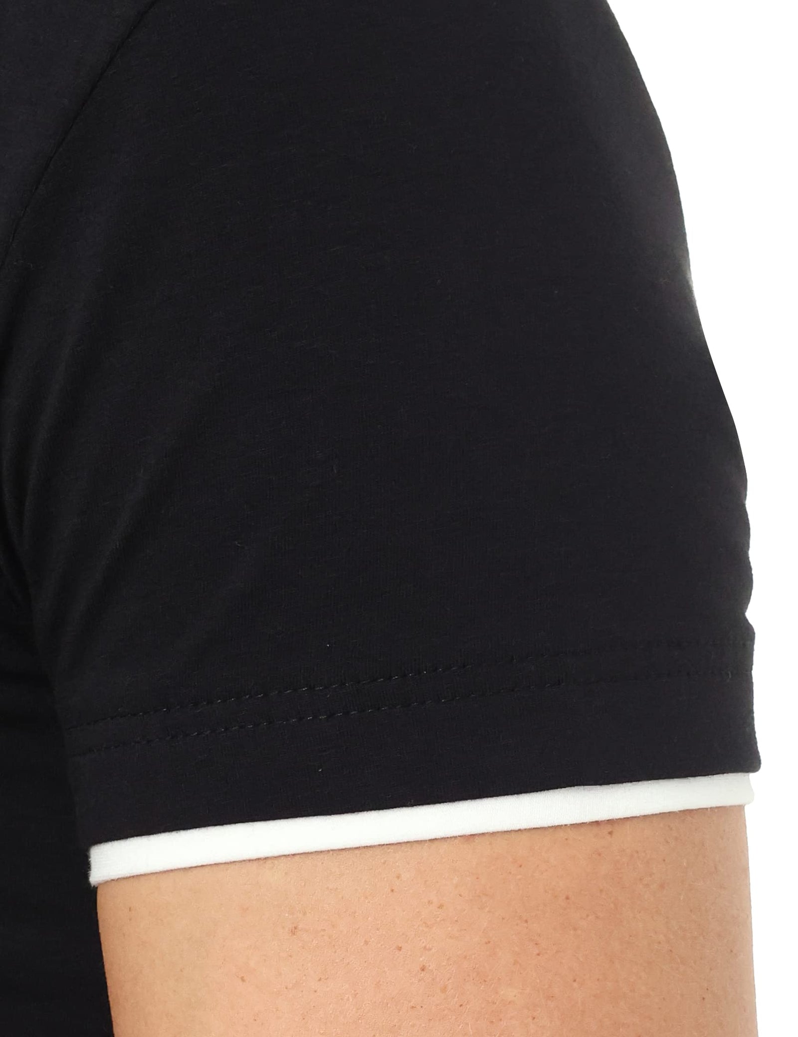 Hero Basic Men’s Set – 3 Double V-Neck T-Shirts + Free Boxer (Pack of 4)