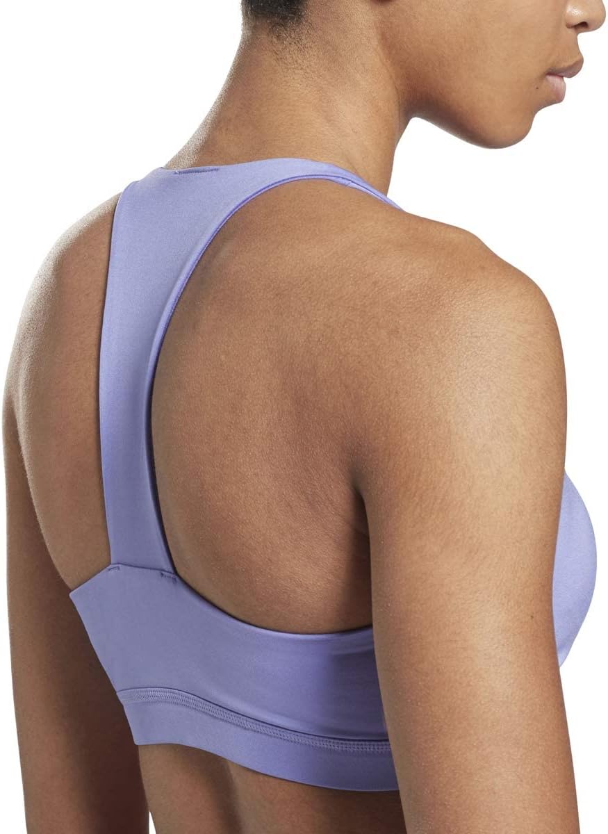 حمالة صدر رياضية ببطانة ودعم متوسط من ريبوك