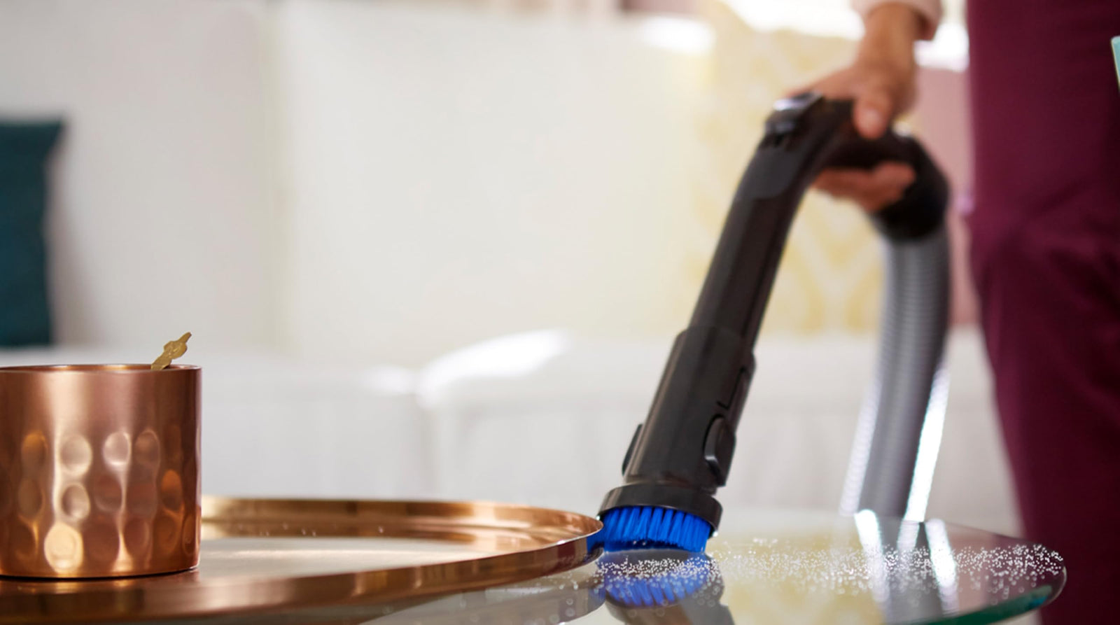 PHILIPS PowerPro Compact Black: 1800W, 330W Suction Power, Power Cyclone 5 Technology, Integrated Brush, HEPA Filter, Easy-to-Empty Dust Bucket, 1.5L Dust Capacity FC9350/62