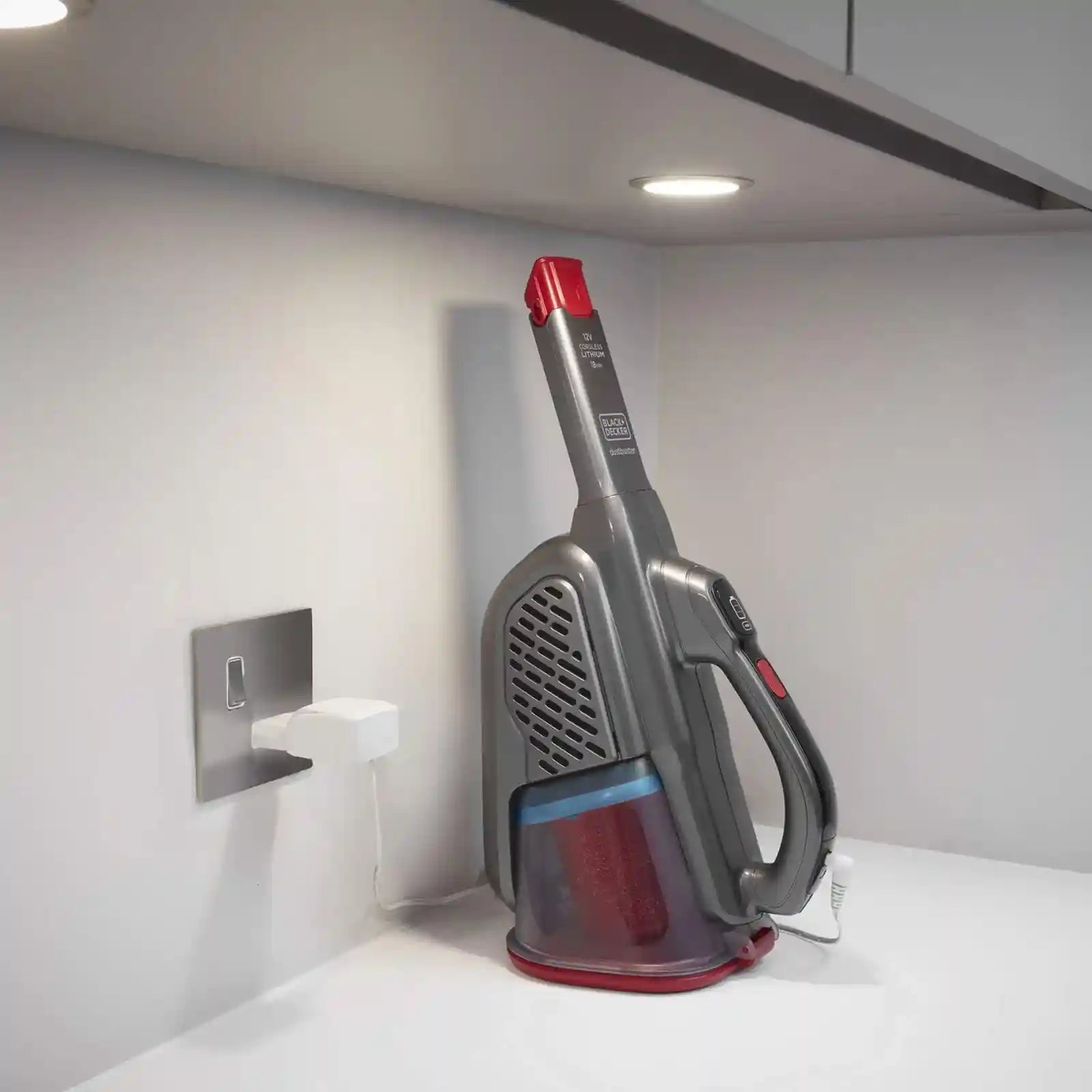 Black & Decker Cordless Handheld Vacuum, 12 V, 700Ml, Bhhv315J