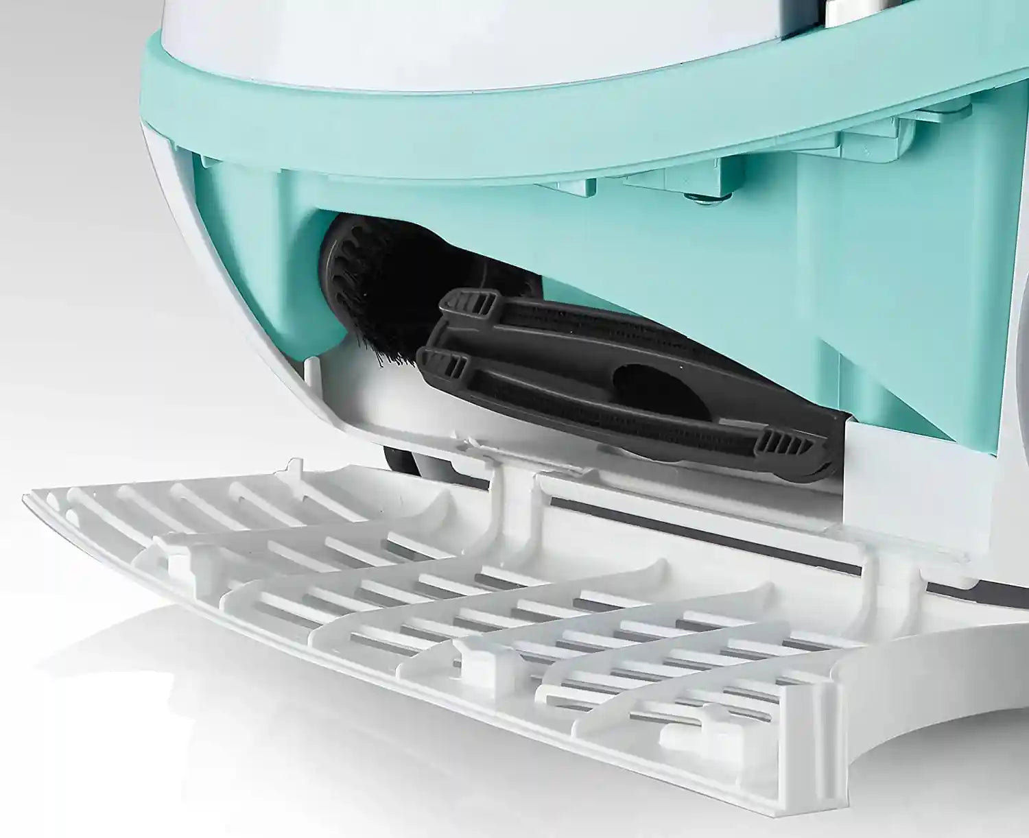 Bosch Series 4 Wet & Dry Multi Functional Wet & Dry Vacuum Cleaner 2000 W Motor - Washes Carpets, Vacuums Liquids, Vacuums all types of floors - Safqqa Egypt