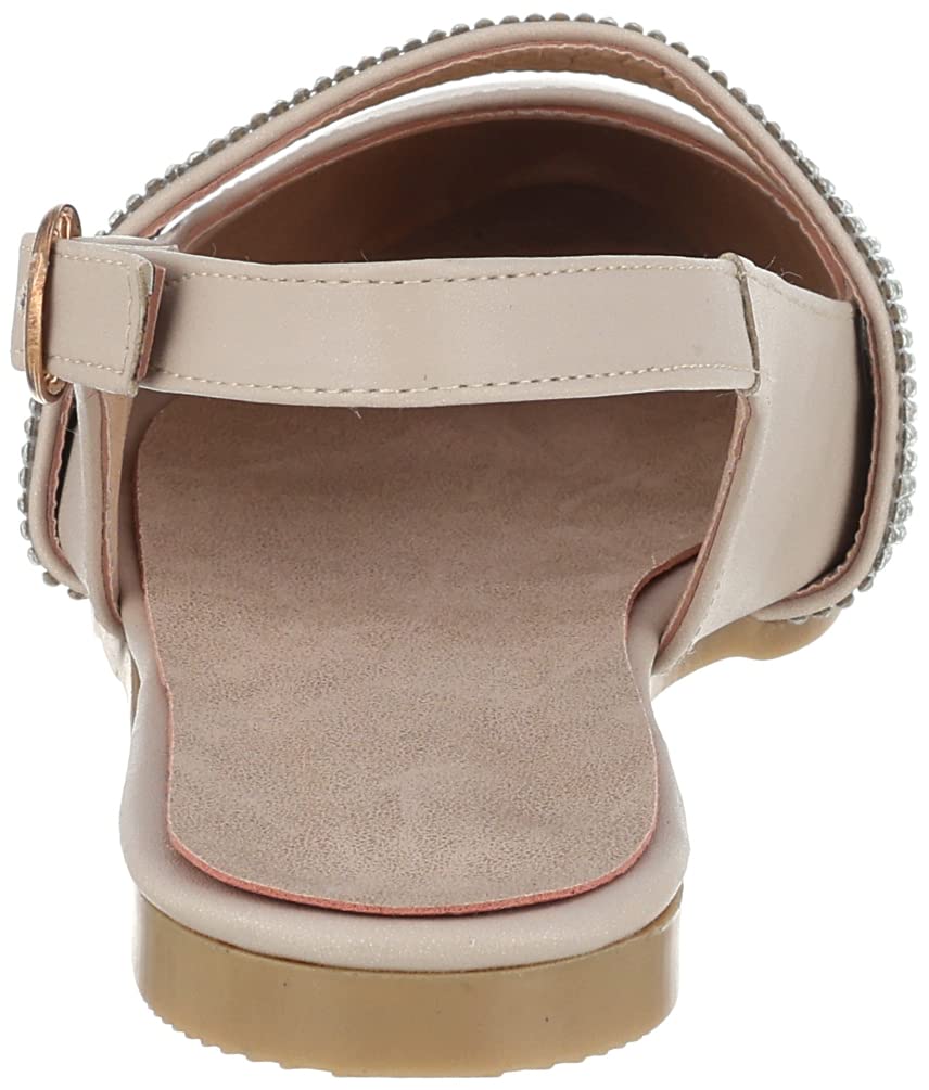 أحذية SWAY للنساء تجمع بين الأناقة والراحة والمرونة للاستخدام اليومي. تحتوي على نعل مبطن وناعم يوفر دعمًا وراحة طوال اليوم. – Safqqa Egypt