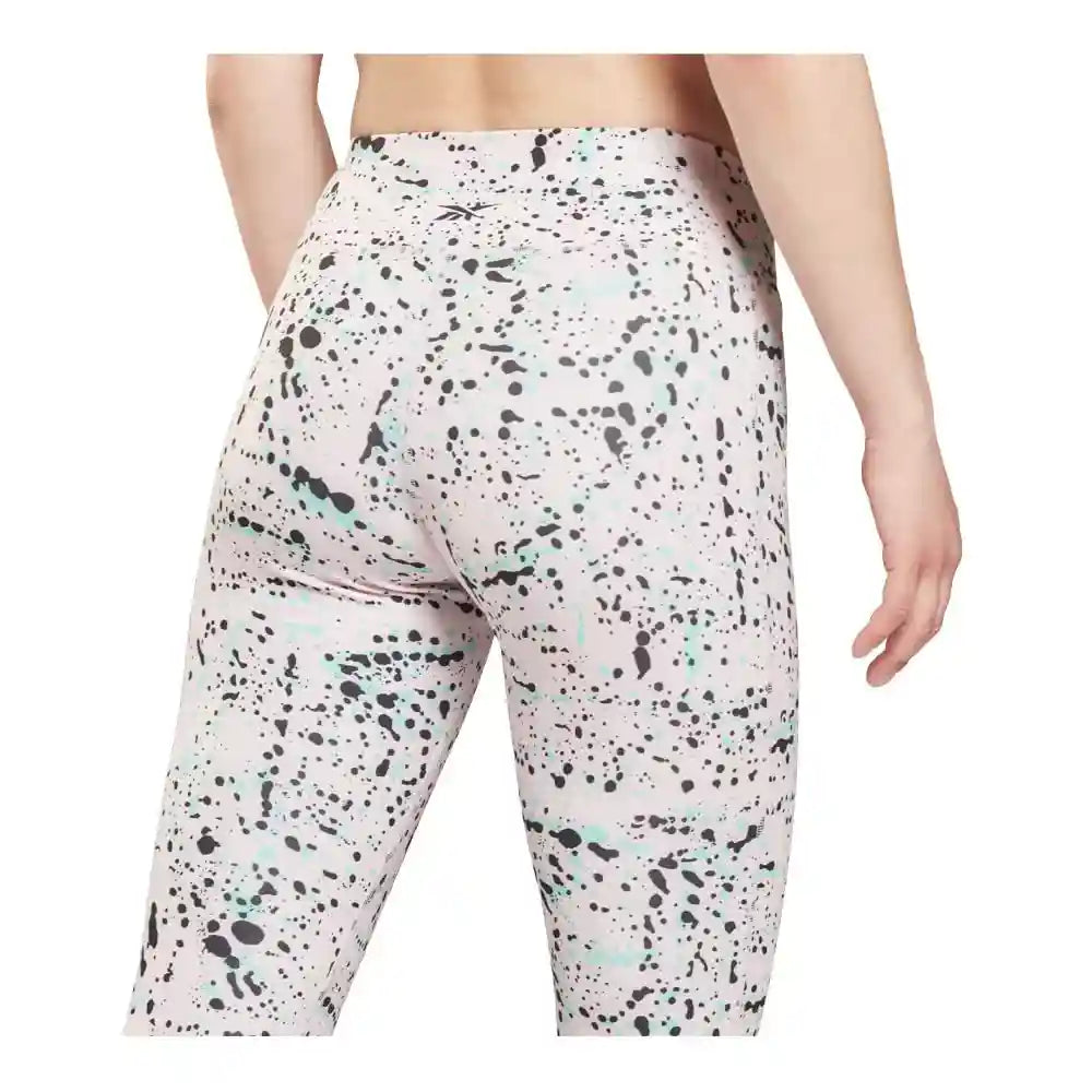 بنطال ضيق نسائي من ريبوك للتدريب – راحة وأداء عالي