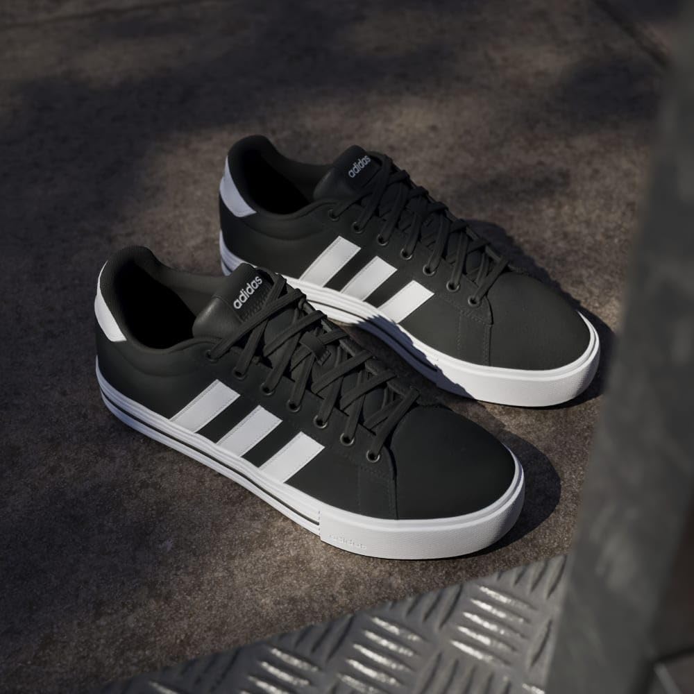adidas Unisex-Adult Daily 4.0 Sneaker