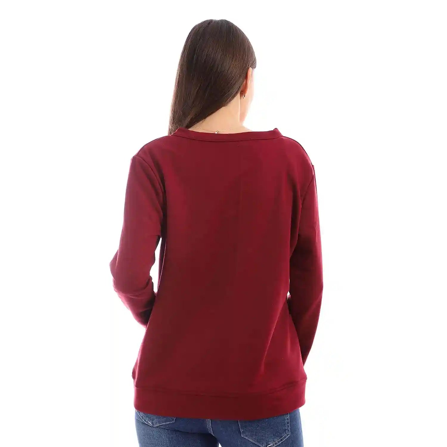 كارديجان جميلا بأكمام طويلة وأزرار (قصير الطول) يجمع بين الراحة والأناقة العصرية. مصنوع من قماش ناعم وعالي الجودة