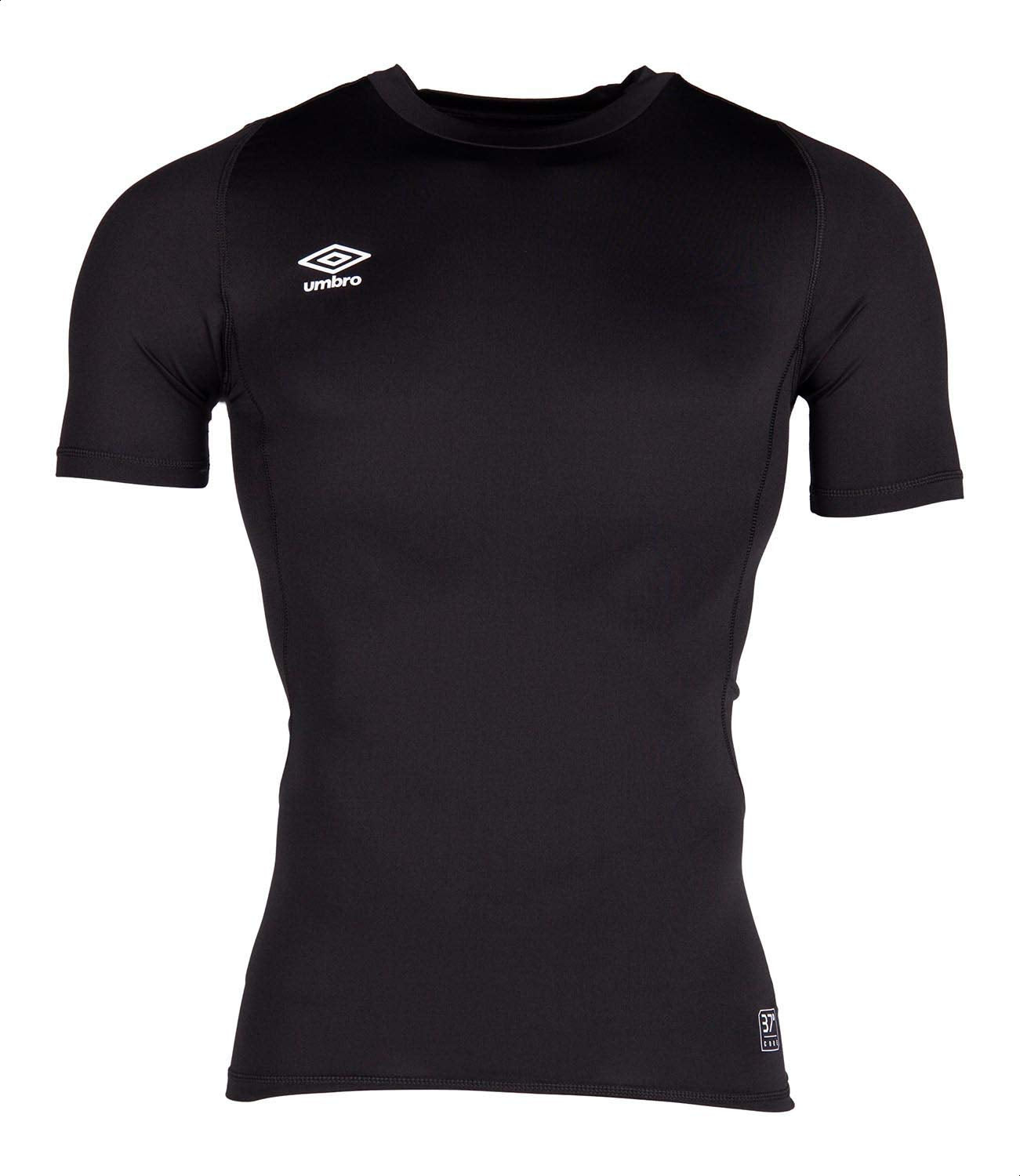 تيشيرت كرة قدم رجالي من Umbro بقصّة ضيقة وشعار أمامي